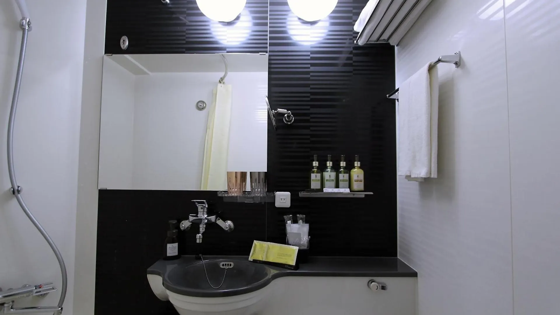 Koko Hotel Ginza-1Chome طوكيو